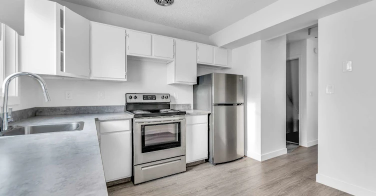 Murphy Cres.& Lothian Mews, Regina, SK, S4X 1S4 - 11