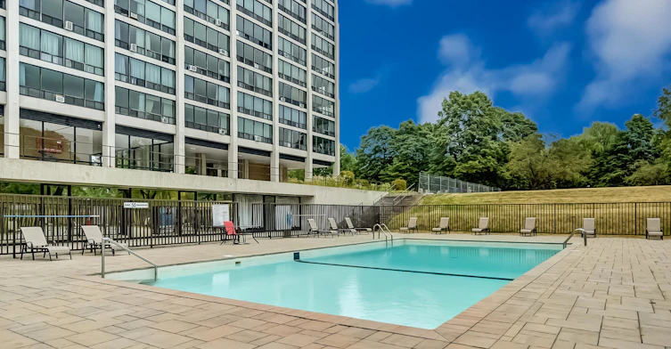 201 Corot Rue, Montréal, QC, H3E 1C4 - 11