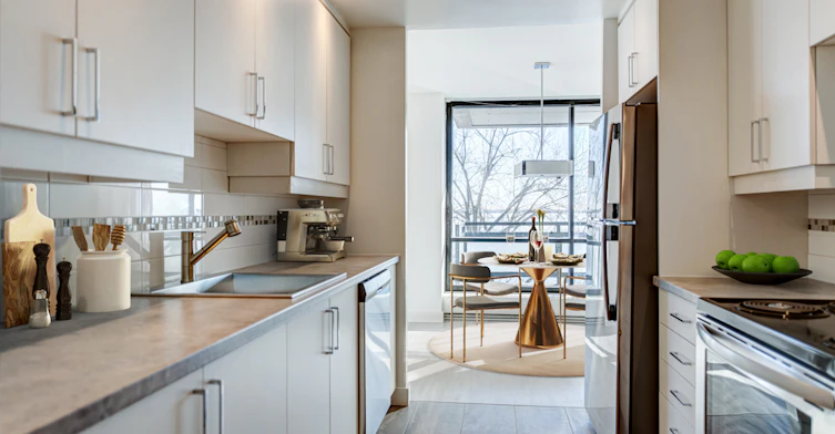 100 De Gaspé Rue, Montréal, QC, H3E 1E5 - 2