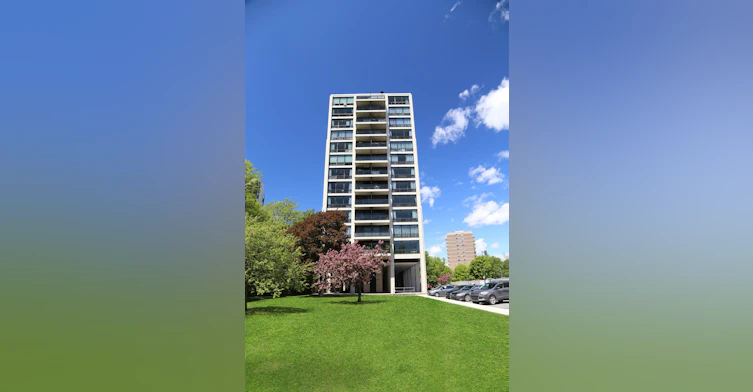 200 De Gaspé Rue, Montréal, QC, H3E 1E6 - 8
