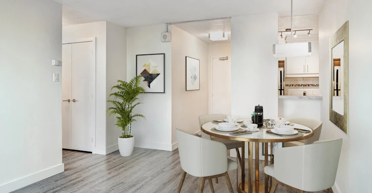 700 De Gaspé Rue, Montréal, QC, H3E 1H2 - 2