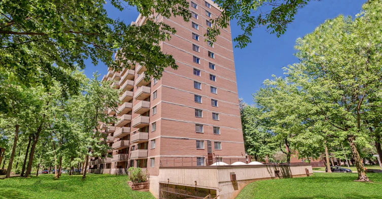 700 De Gaspé Rue, Montréal, QC, H3E 1H2 - 14