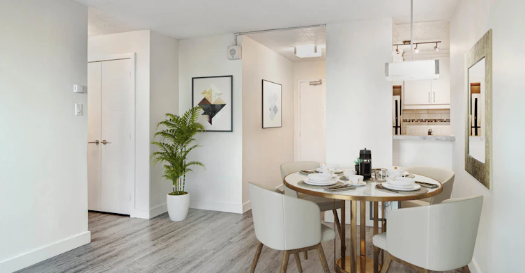 700 De Gaspé Rue, Montréal, QC, H3E 1H2 - 2