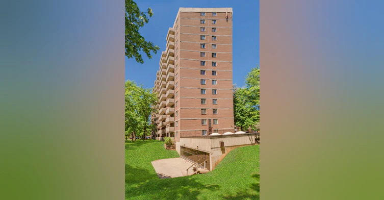 700 De Gaspé Rue, Montréal, QC, H3E 1H2 - 13