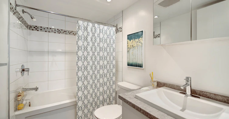 700 De Gaspé Rue, Montréal, QC, H3E 1H2 - 6