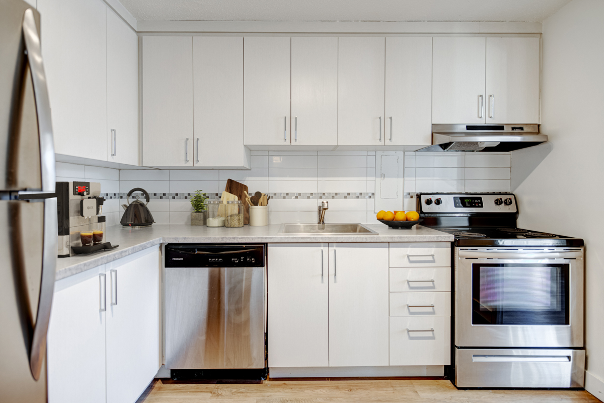 700 De Gaspé Rue, Montréal, QC, H3E 1H2 - 9
