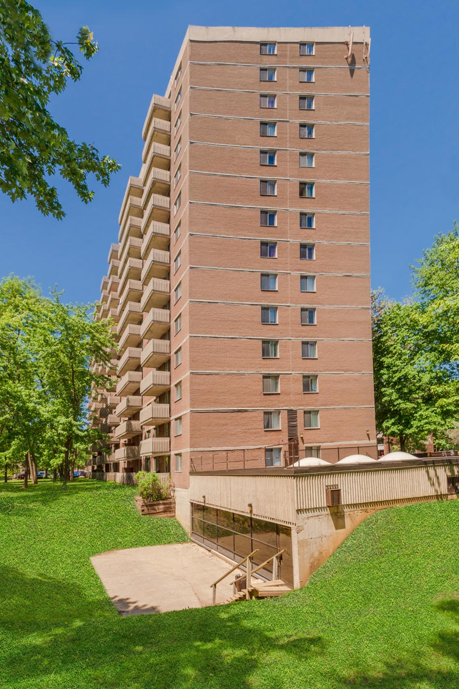 700 De Gaspé Rue, Montréal, QC, H3E 1H2 - 13