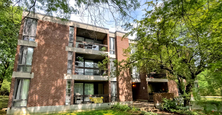 222 Berlioz Rue, Montréal, QC, H3E 1B8