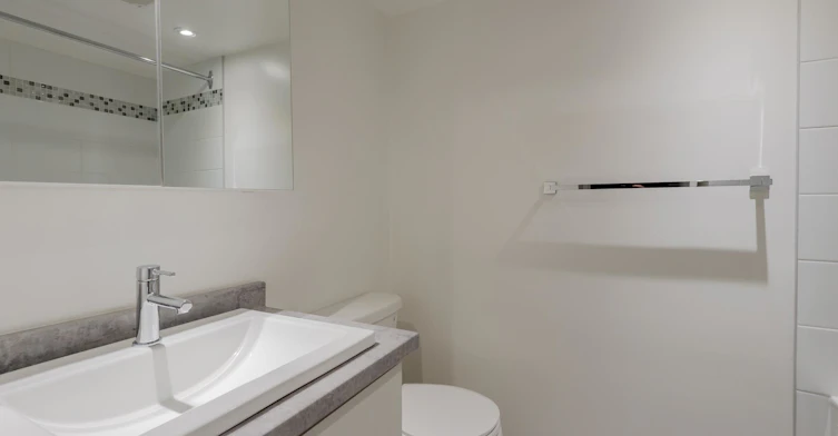 220 Berlioz Rue, Montréal, QC, H3E 1B8 - 6
