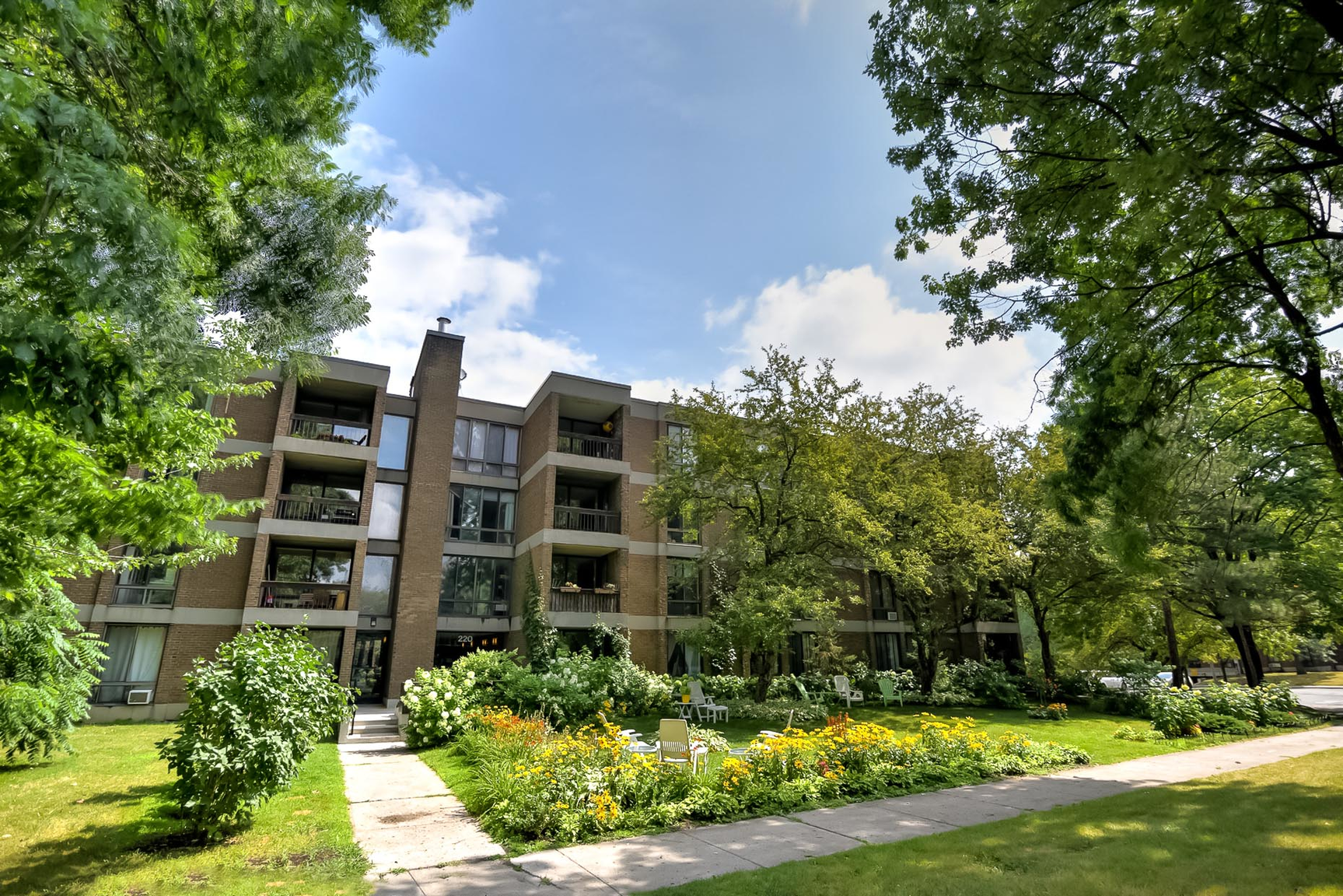 220 Berlioz Rue, Montréal, QC, H3E 1B8 - 10