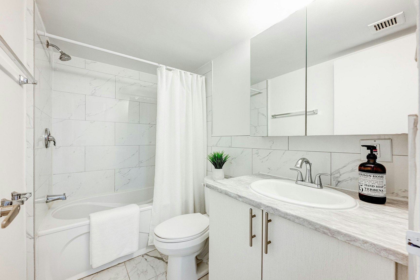 511-390 Cote Vertu Boulevard Ouest, Montréal, QC, H4N 1E3 - 4