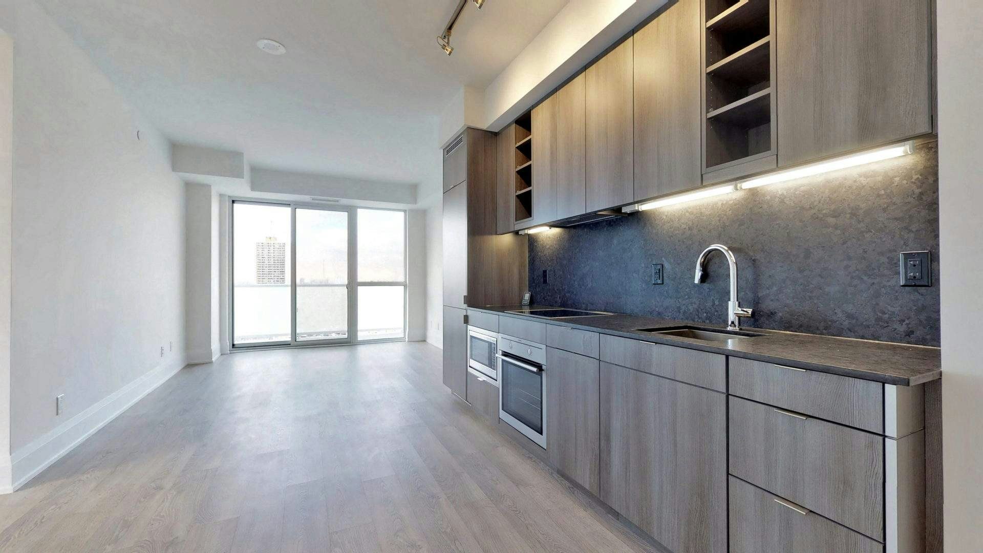 10-101 Erskine, Toronto, ON, M4P 1Y5 - 9