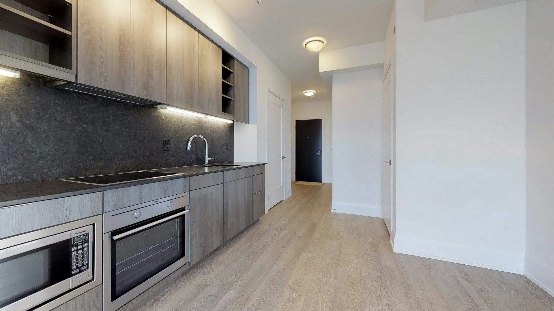 10-101 Erskine, Toronto, ON, M4P 1Y5 - 8