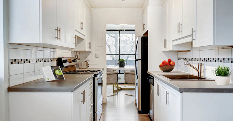 520 De Gaspé Rue, Montréal, QC, H3E 1G1 - 2