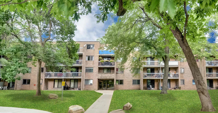670 De Gaspé, Montréal, QC, H3E 1H8 - 6
