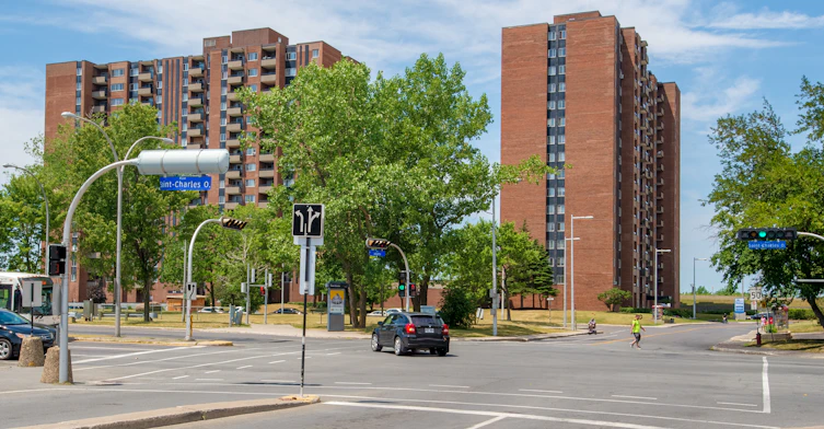 300 Joliette Rue, Longueuil, QC, J4H 2G5 - 9