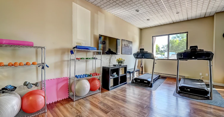 400 Juge Desnoyers Place, Laval, QC, H7G 4S2 - 22