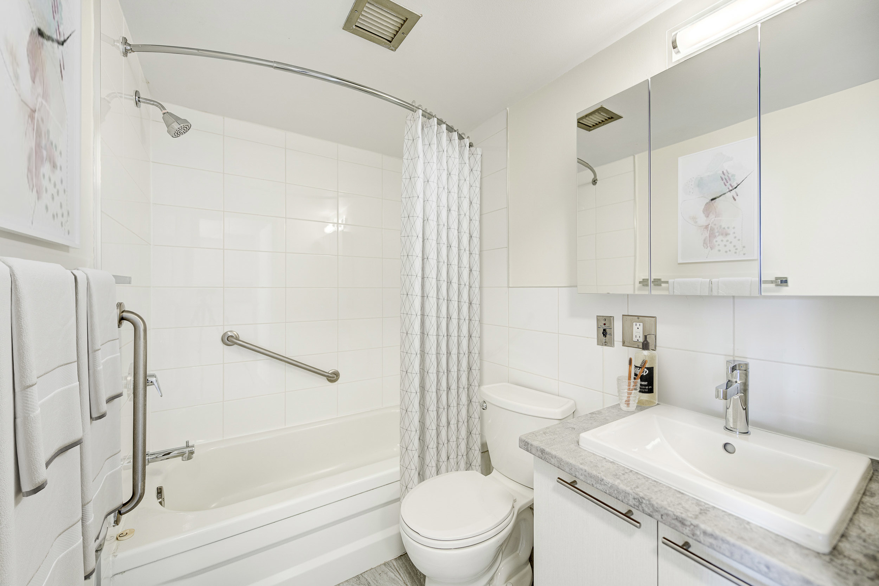 400 Juge Desnoyers Place, Laval, QC, H7G 4S2 - 5