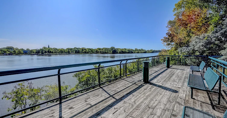 400 Juge Desnoyers Place, Laval, QC, H7G 4S2 - 20