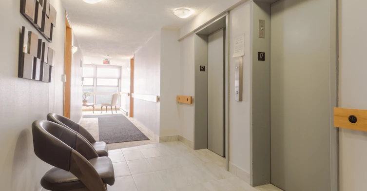 400 Juge Desnoyers Place, Laval, QC, H7G 4S2 - 28