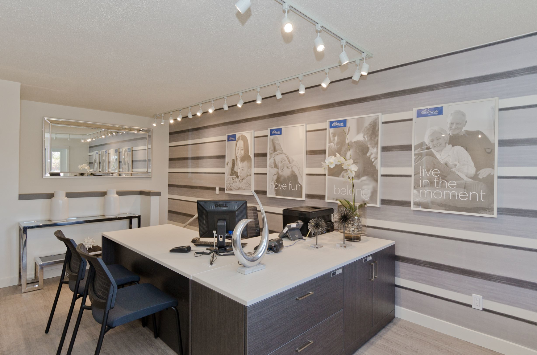 3607 49 Street NW, Calgary, AB, T3A 2H3 - 10