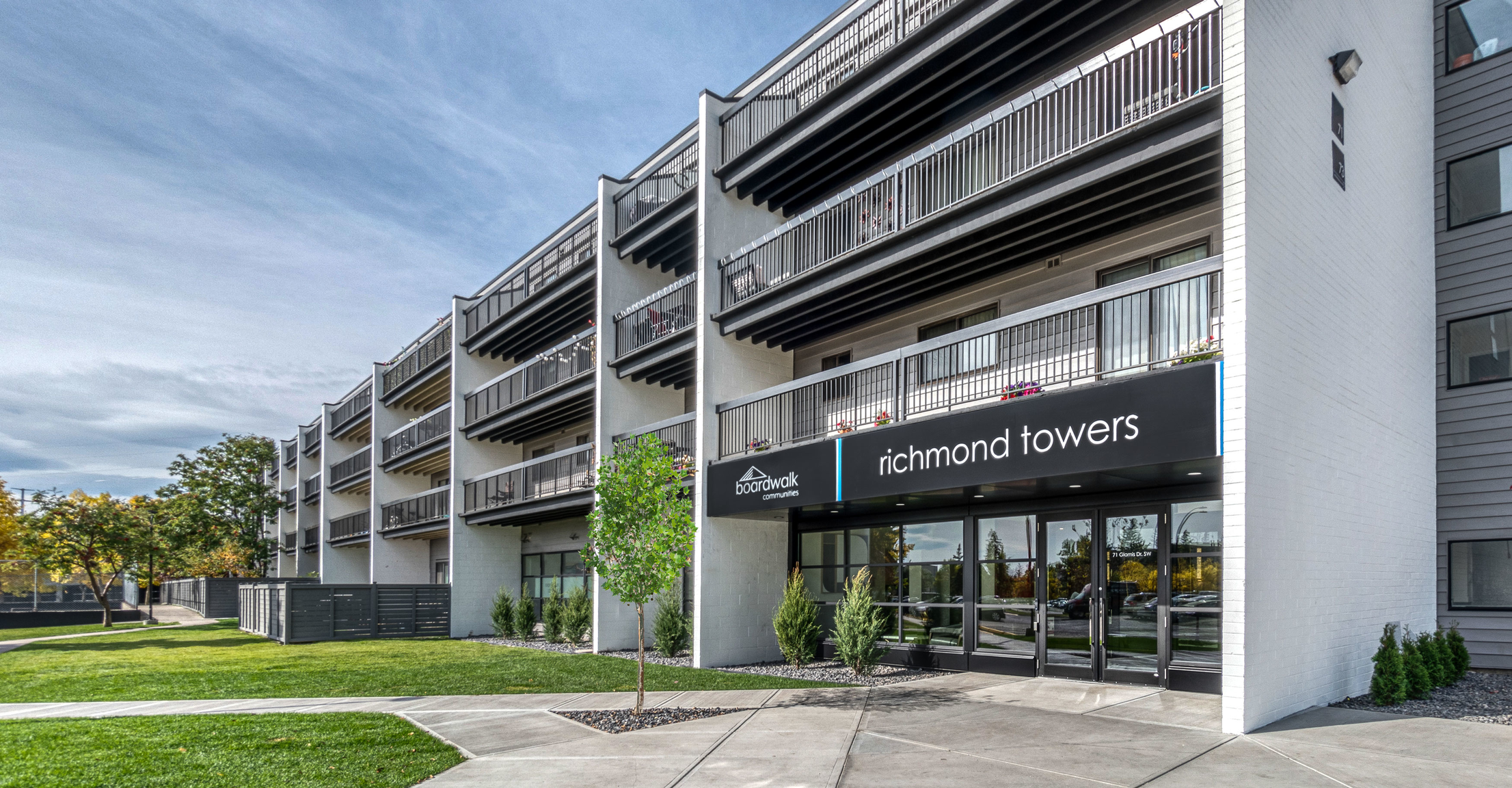 71 Glamis Drive SW, Calgary, AB, T3E 6S5 - 11