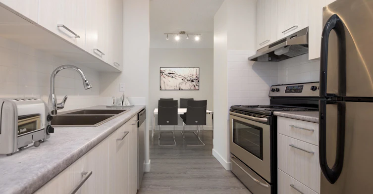 7108 Parke Avenue, Red Deer, AB, T4P 1M9 - 3