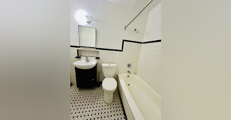2356 Eglinton Avenue East, Toronto, ON, M1K 2P1 - 4