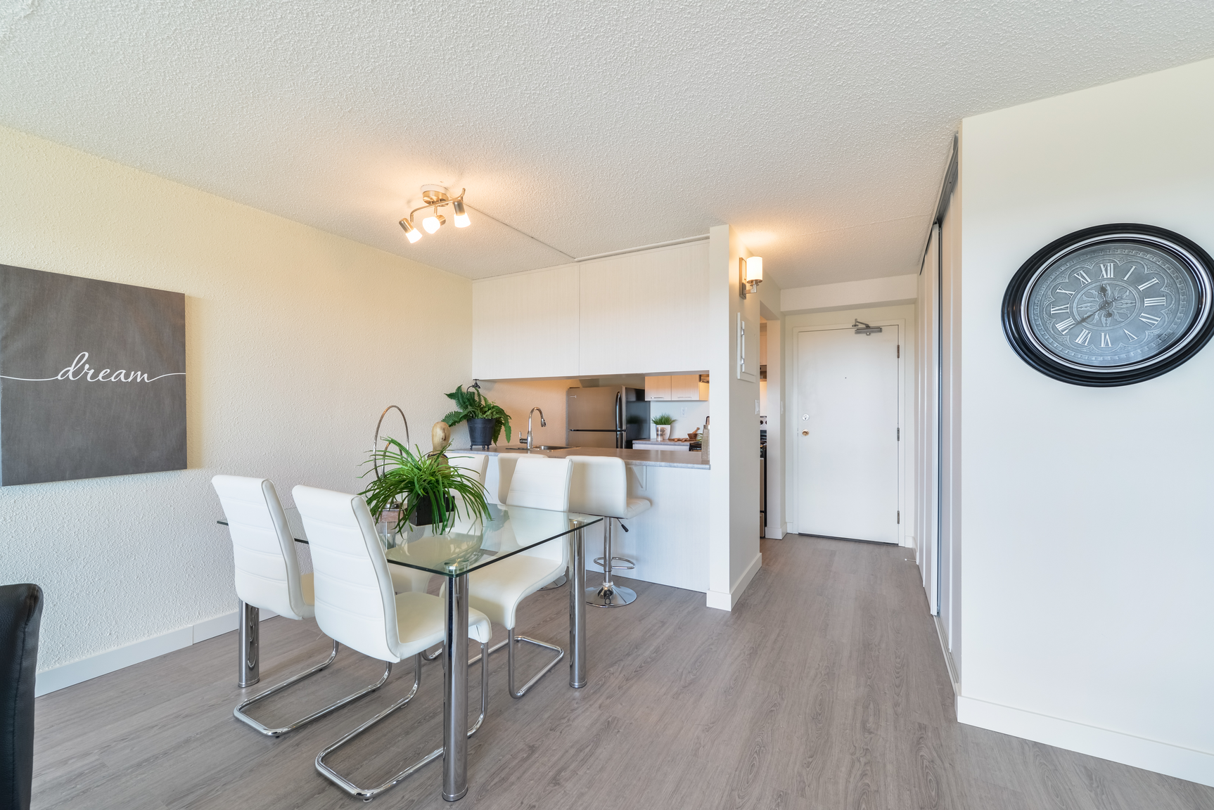 17311 69 Avenue NW, Edmonton, AB, T5T 3S3 - 3