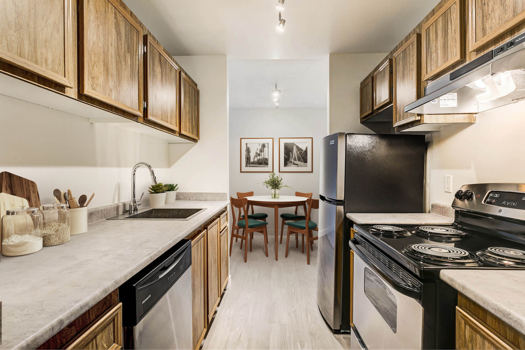 17311 69 Avenue NW, Edmonton, AB, T5T 3S3 - 8