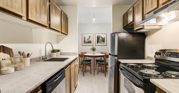 17311 69 Avenue NW, Edmonton, AB, T5T 3S3 - 8