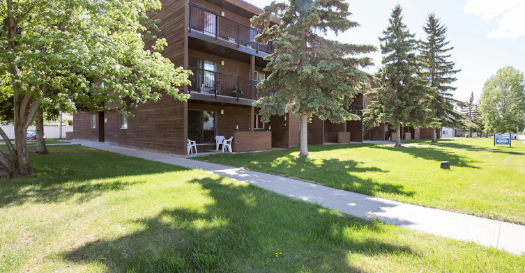 9721 92 Avenue, Grande Prairie, AB, T8V 0H5 - 6