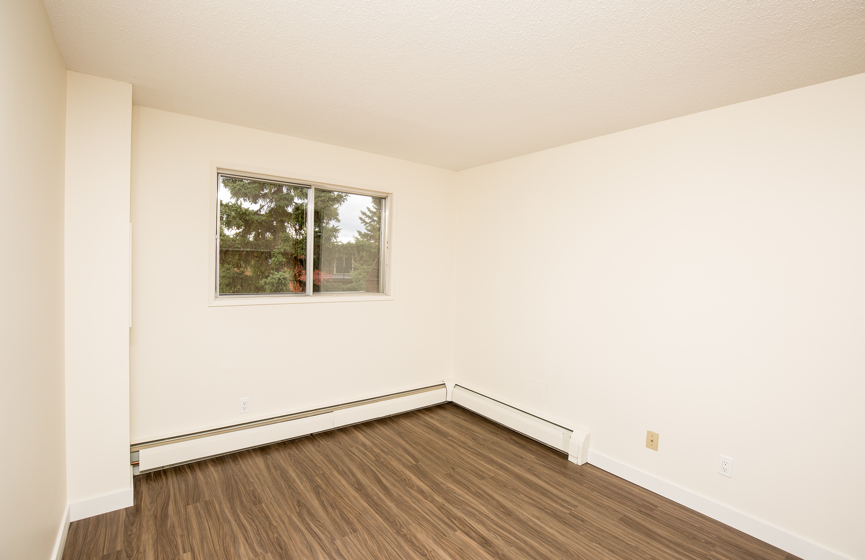 10010 Prairie Road, Grande Prairie, AB, T8V 5P3 - 3