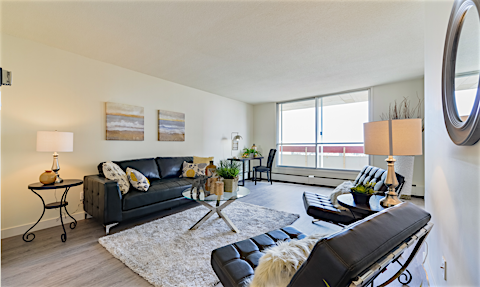 15503 87 Avenue NW, Edmonton, AB, T5R 4K4