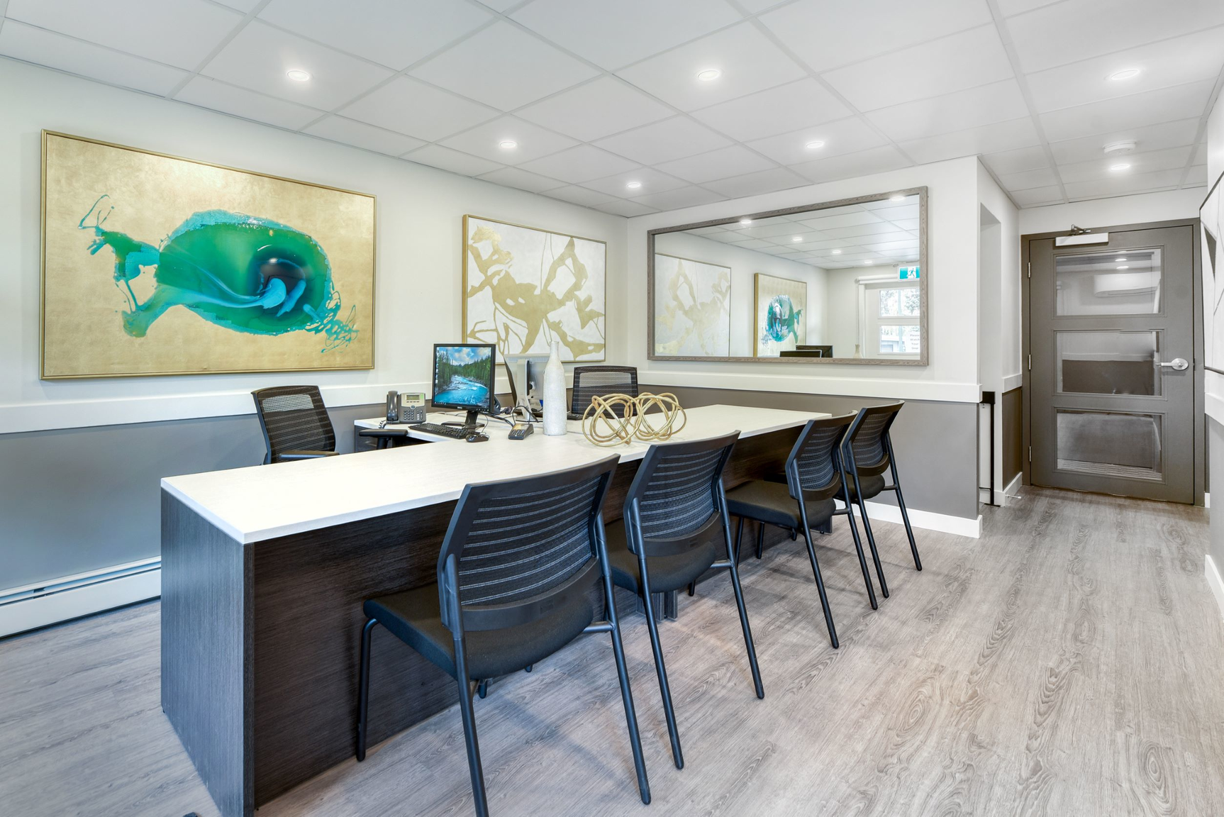 5320 Lakeview Drive SW, Calgary, AB, T3E 6L5 - 5