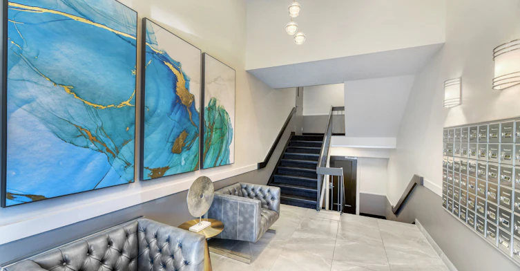 5320 Lakeview Drive SW, Calgary, AB, T3E 6L5 - 3