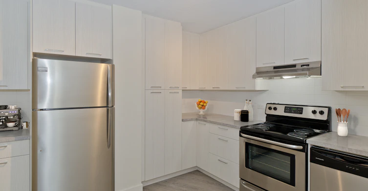 4515 Varsity Drive NW, Calgary, AB, T3A 0Z8 - 4