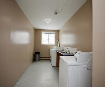 9913 108 Avenue, Grande Prairie, AB, T8V 1N7