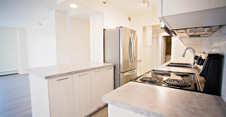 425 3 Avenue N, Saskatoon, SK, S7K 5C4 - 2