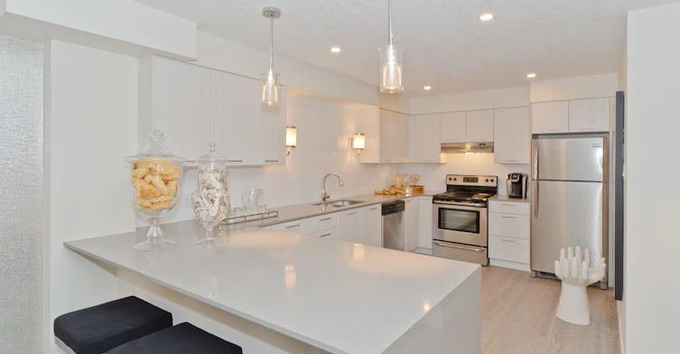 1313 13 Avenue SW, Calgary, AB, T3C 3S1 - 4