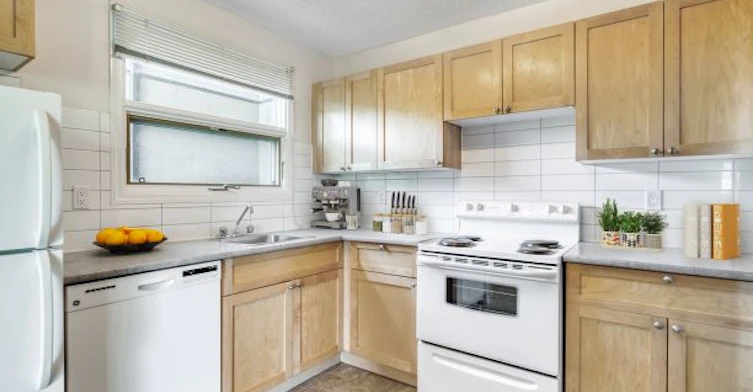 1313 13 Avenue SW, Calgary, AB, T3C 3S1 - 13