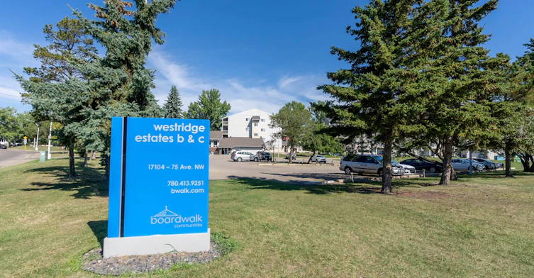 7611 172 Street NW, Edmonton, AB, T5T 2P9 - 6