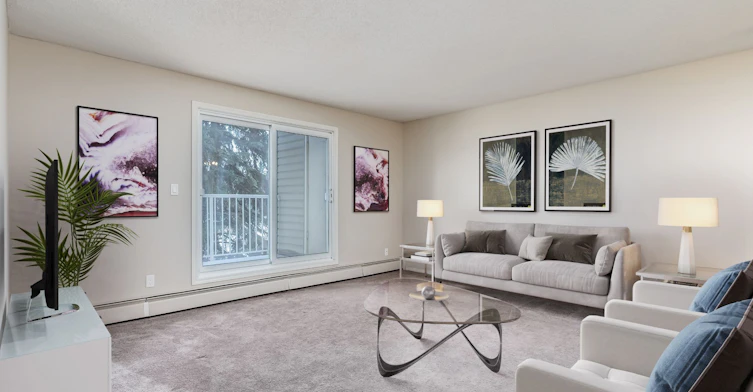 7611 172 Street NW, Edmonton, AB, T5T 2P9 - 2