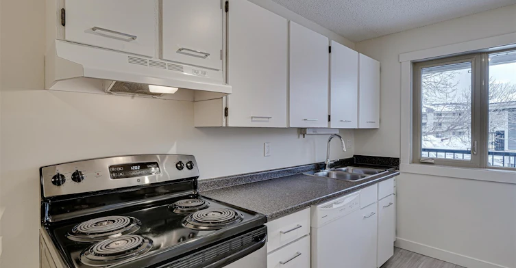 815 Reid Road, Saskatoon, SK, S7N 3C1 - 4