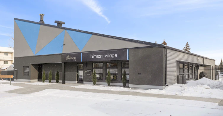 11124 28 Avenue, Edmonton, AB, T6J 4M2 - 12