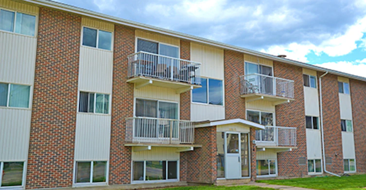 10203 Franklin Avenue, Fort Mcmurray, AB, T9H 2L1 - 6
