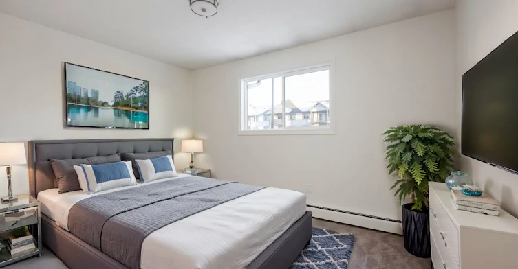 10203 Franklin Avenue, Fort Mcmurray, AB, T9H 2L1 - 4