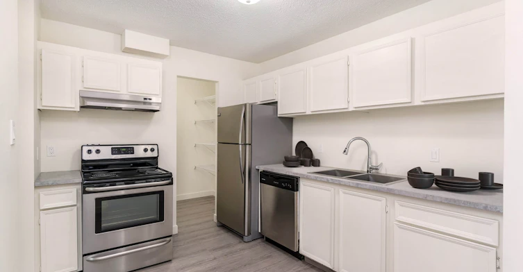 93 Avenue NW, Edmonton, AB, T5T 3E4
