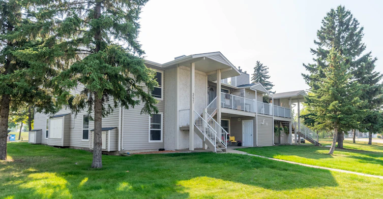 93 Avenue NW, Edmonton, AB, T5T 3E4 - 11