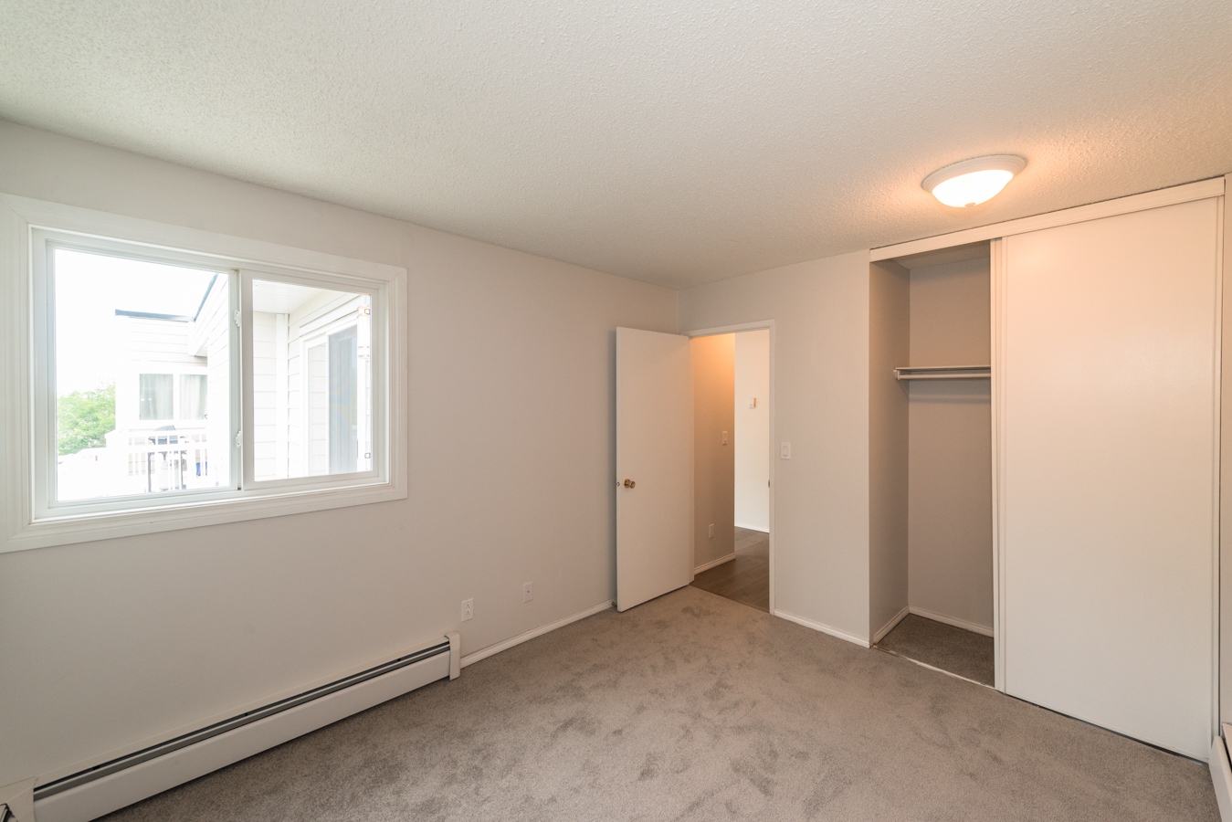 11919 162 Avenue NW, Edmonton, AB, T5X 3R1 - 5